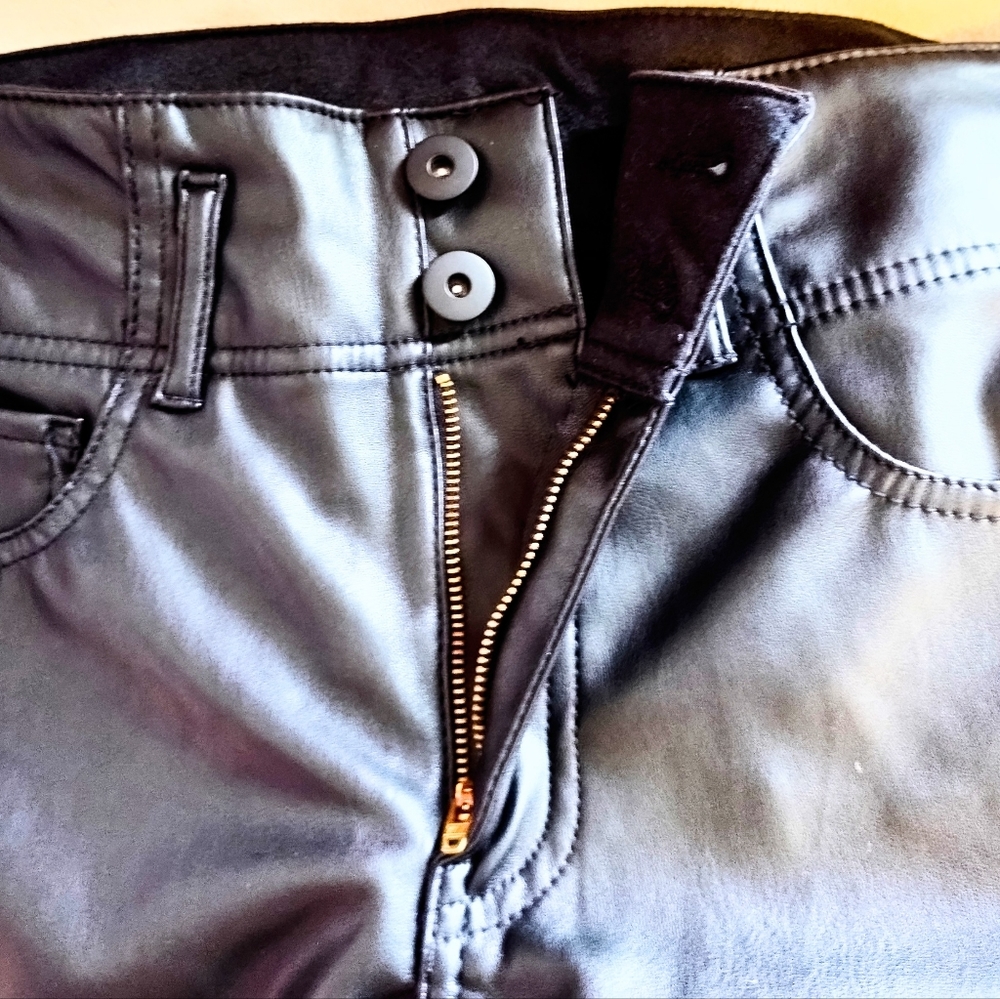 No Boundaries faux leather pants